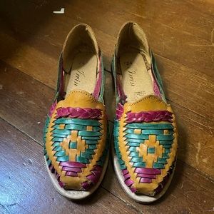 Handmade rainbow Huaraches size 7